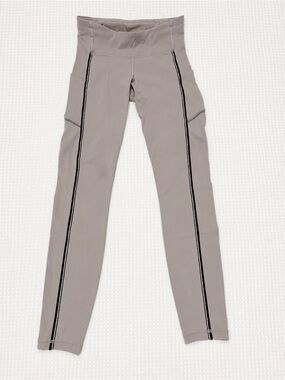 Lululemon High-Rise 7/8 Leggings Taupe Blk/Silver Detail Reflective Pocket Sz 6